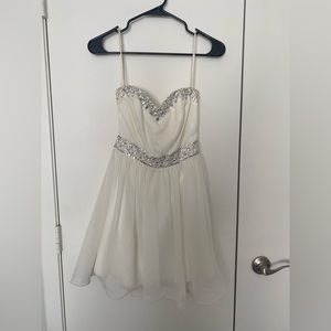 White and silver homecoming dress. Size 0.